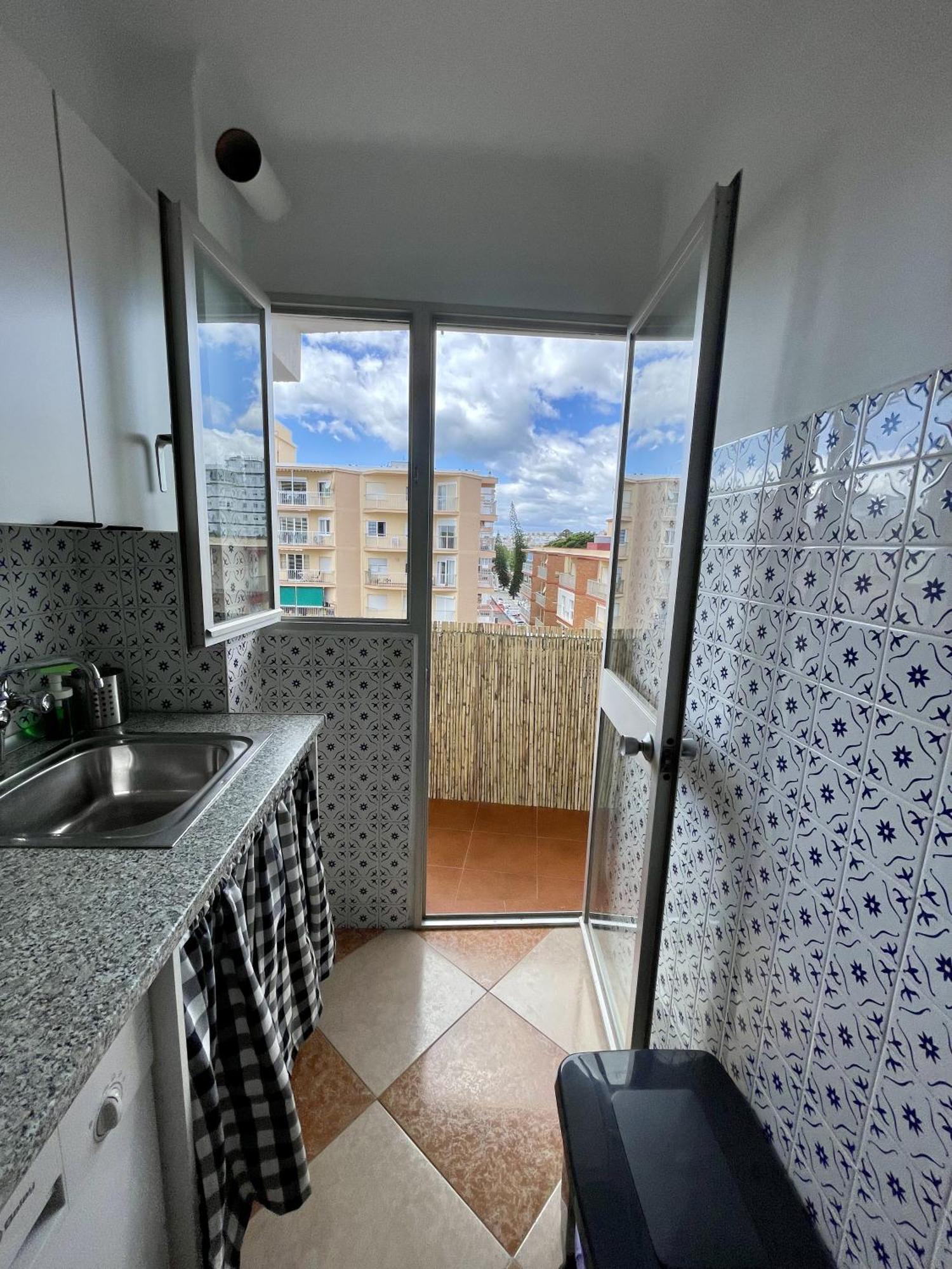 El Barquito De Mateo Apartment Torre Del Mar Bagian luar foto